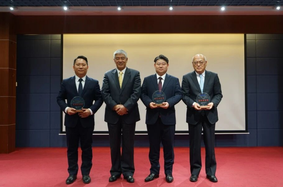 十八載同行,感恩信賴|力源科技榮獲客戶頒發(fā)"優(yōu)秀供應(yīng)商"稱號(hào)