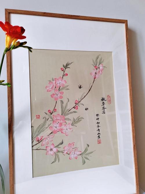 女性辦公桌上擺放什么招桃花 擺掛催桃花畫(huà)像