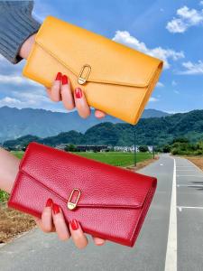 2021本命年女人用什么顏色的錢包才能守住財