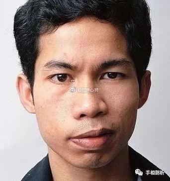 男人嘴歪面相婚姻
