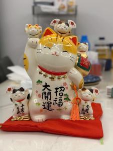 招財貓擺放在臥室有什么影響
