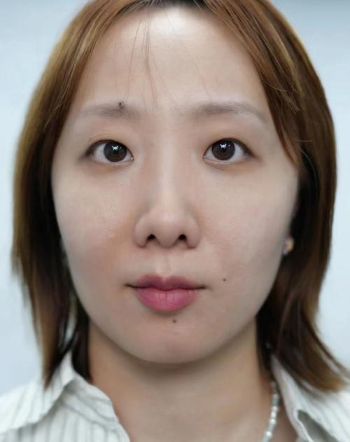 兩眉毛稀少的女人婚姻