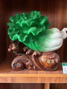 玉白菜擺放的高度有什么講究嗎 能讓你招財進寶的擺放方法
