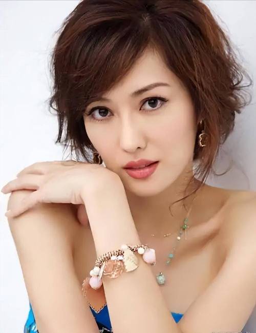 農歷幾日女人闊太命 注定會嫁給豪門