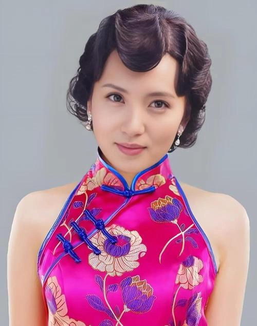 桃花重女人面相 長著桃花眼
