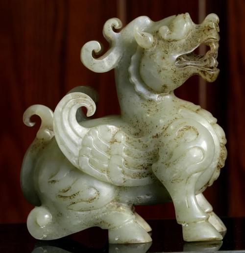 寓意平安吉祥的擺件 玉麒麟鎮(zhèn)宅辟邪