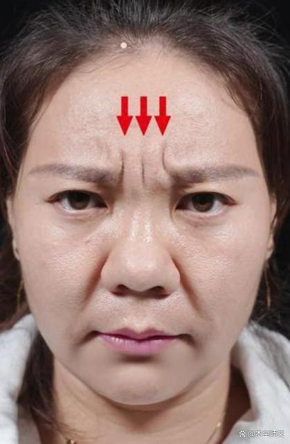 有川字紋的女人面相 事業心強