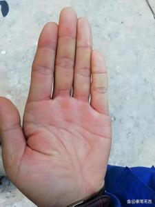十大兇煞手相都有哪些 手指縫隙大