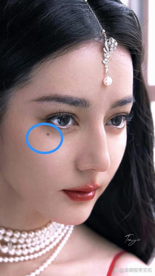 女人淚痣代表什么 女人淚痣注定二婚嗎