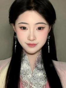 丹鳳眼是什么樣的
