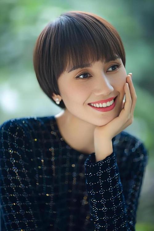 人中短的女人面相性格
