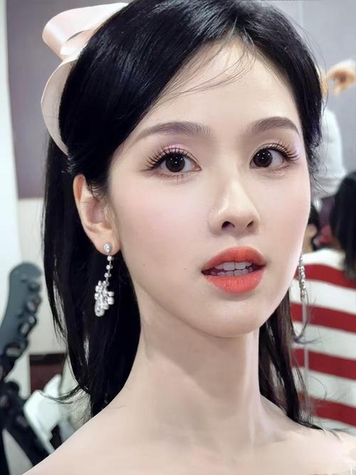 濃眉大眼雙眼皮面相的人