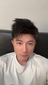 相學中有魚尾紋的男人