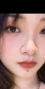 女人右臉下巴有痣發財難是真的嗎